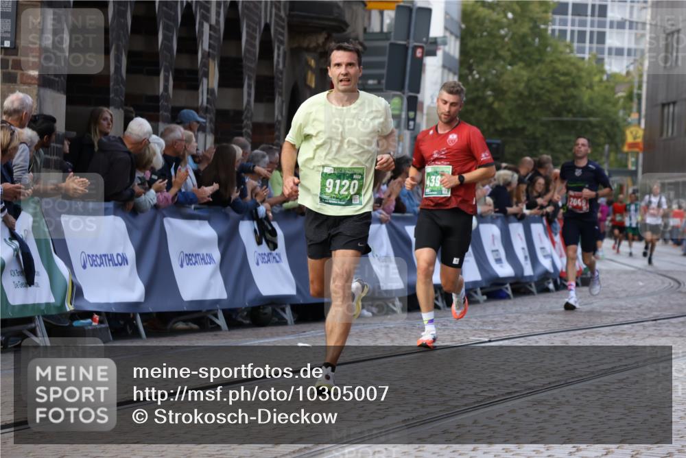 13.09.2026 - 21. swb-Marathon Bremen Strokosch-Dieckow http://msf.ph/oto/10305007 13.09.2026 12:58:59 Ziel 346, 1576, 2049, 5672, 6198, 6929, 8311, 8394, 1118, 1508, 1751, 1993, 3584, 3688, 4399, 6991, 8383, 8994, 9120 meine-sportfotos.de