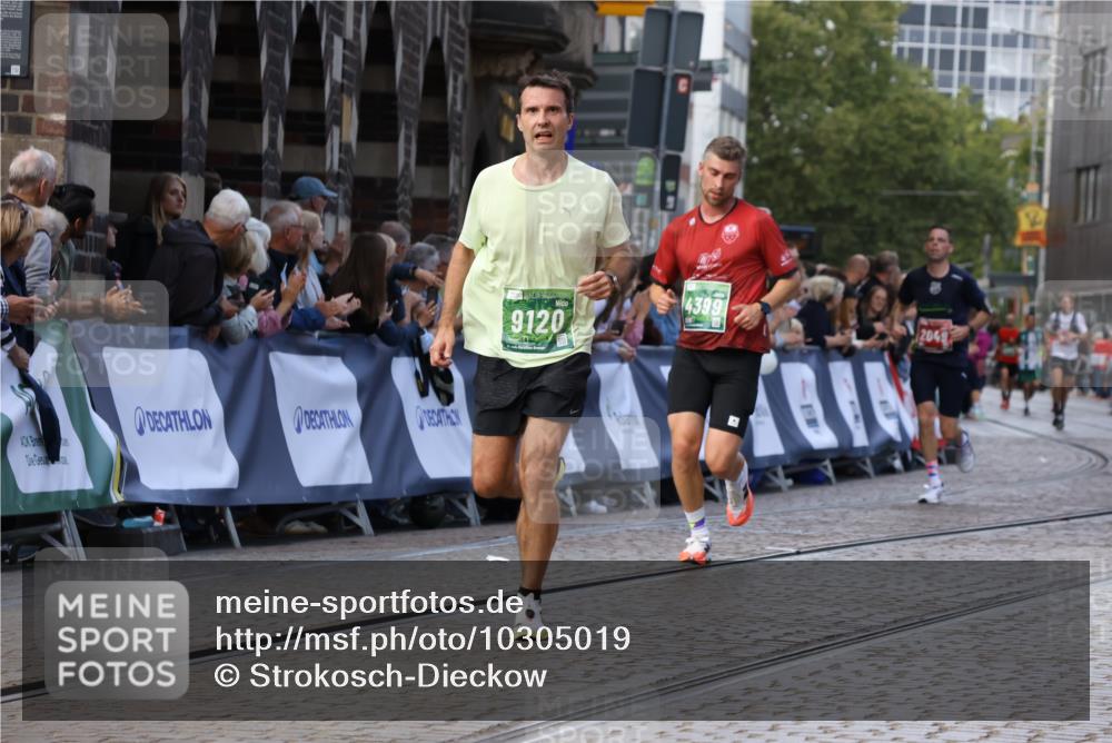 13.09.2026 - 21. swb-Marathon Bremen Strokosch-Dieckow http://msf.ph/oto/10305019 13.09.2026 12:58:59 Ziel 346, 1576, 2049, 5672, 6198, 6929, 8311, 8394, 1118, 1508, 1751, 1993, 3584, 3688, 4399, 6991, 8383, 8994, 9120 meine-sportfotos.de