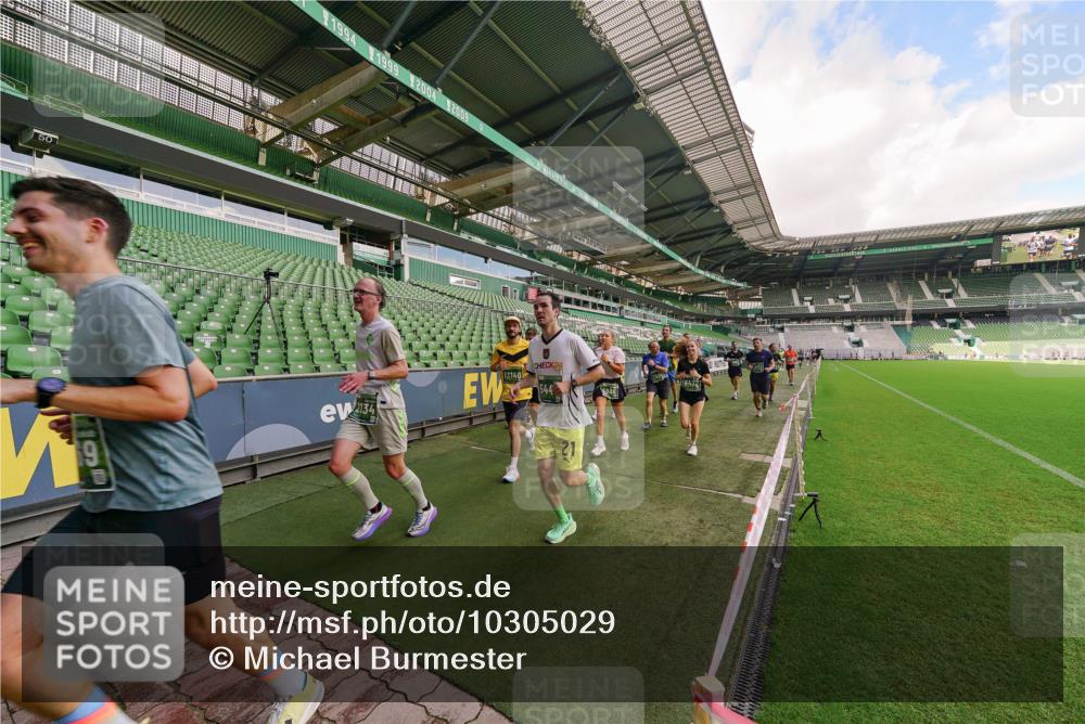 13.09.2026 - 21. swb-Marathon Bremen Michael Burmester http://msf.ph/oto/10305029 13.09.2026 12:54:50 Laufen im Stadion 161, 189, 201, 205, 313, 376, 385, 388, 461, 472, 481, 495, 541, 560, 615, 616, 666, 675, 696, 740, 816, 827, 913, 982, 1053, 1058, 1076, 1197, 1207, 1390, 1419, 1468, 1551, 1599, 1631, 1645, 1658, 1707, 1814, 2055, 2125, 2234, 2251, 2280, 2319, 2362, 2383, 2390, 2422, 2454, 2474, 2499, 2623, 2701, 2733, 2801, 2824, 2870, 2882, 2913, 2922, 2962, 2971, 2997, 3012, 3054, 3057, 3134, 3175, 3192, 3206, 3241, 3246, 3346, 3356, 3357, 3413, 3706, 3716, 3836, 4137, 5530, 6106 meine-sportfotos.de