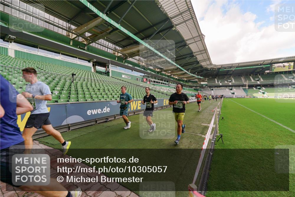 13.09.2026 - 21. swb-Marathon Bremen Michael Burmester http://msf.ph/oto/10305057 13.09.2026 12:54:53 Laufen im Stadion 161, 189, 201, 205, 313, 376, 385, 388, 461, 472, 481, 495, 560, 615, 616, 666, 675, 696, 740, 816, 827, 913, 1053, 1058, 1076, 1197, 1207, 1390, 1419, 1468, 1551, 1599, 1631, 1645, 1658, 1707, 1814, 2055, 2125, 2234, 2251, 2280, 2319, 2362, 2383, 2390, 2454, 2474, 2499, 2623, 2701, 2733, 2801, 2824, 2870, 2882, 2913, 2922, 2962, 2971, 3012, 3054, 3057, 3134, 3175, 3192, 3206, 3241, 3246, 3346, 3356, 3357, 3413, 3706, 3716, 3836, 4137, 5277, 5430, 5530, 6106, 2498 meine-sportfotos.de