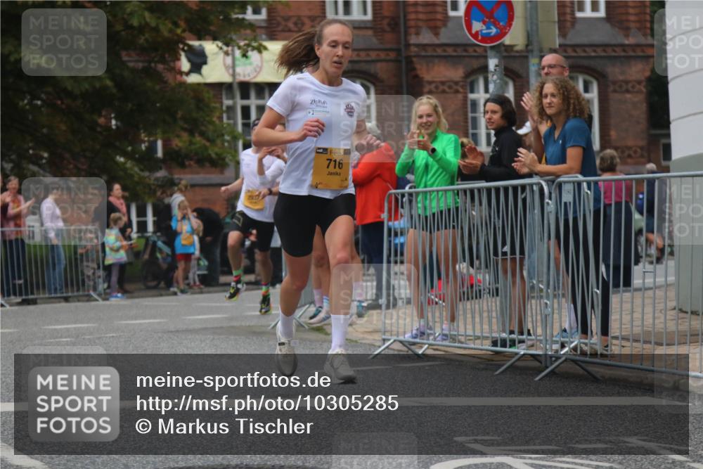13.09.2026 - Kiel Lauf Markus Tischler http://msf.ph/oto/10305285 13.09.2026 10:22:20 Fleethörn 39, 716, 144444 meine-sportfotos.de