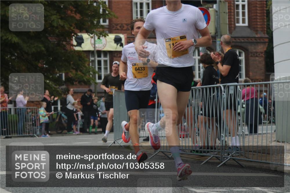 13.09.2026 - Kiel Lauf Markus Tischler http://msf.ph/oto/10305358 13.09.2026 10:22:56 Fleethörn 1139, 6433, 48, 11 meine-sportfotos.de