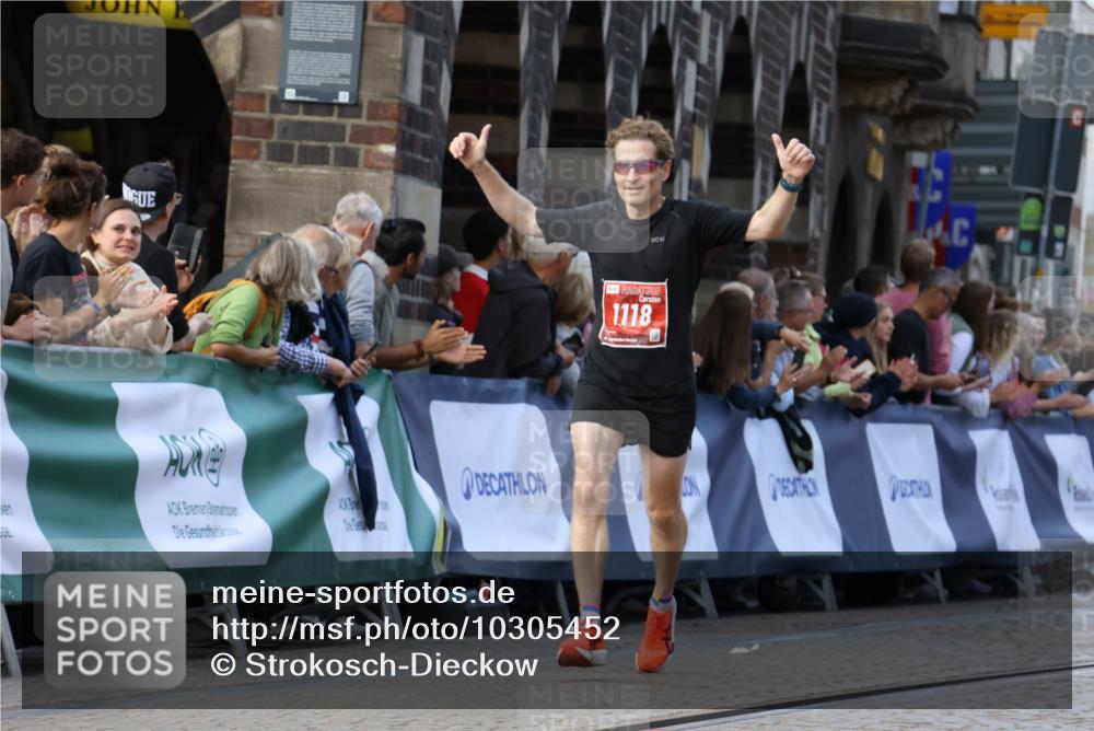 13.09.2026 - 21. swb-Marathon Bremen Strokosch-Dieckow http://msf.ph/oto/10305452 13.09.2026 12:59:24 Ziel 1118, 1508, 1751, 3584, 3688, 4399, 4847, 6991, 8994, 9120, 9329, 126, 277, 466, 862, 1852, 3251, 4964, 5316, 5828 meine-sportfotos.de