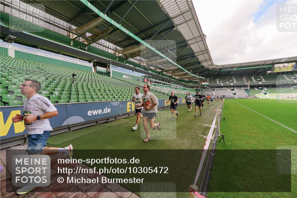 13.09.2026 - 21. swb-Marathon Bremen Michael Burmester http://msf.ph/oto/10305472 13.09.2026 12:56:11 Laufen im Stadion 205, 307, 388, 411, 431, 465, 495, 655, 769, 854, 857, 876, 913, 926, 948, 1058, 1130, 1197, 1390, 1537, 1599, 1601, 1645, 1750, 1972, 2001, 2040, 2122, 2125, 2234, 2251, 2260, 2319, 2383, 2473, 2474, 2535, 2604, 2634, 2671, 2761, 2812, 2922, 2948, 3057, 3119, 3134, 3175, 3192, 3202, 3246, 3290, 3346, 3348, 3411, 3458, 3508, 3706, 3716, 3813, 3836, 4135, 4137, 4171, 4413, 4455, 4479, 4733, 5277, 5430, 5530, 6106, 107, 2498 meine-sportfotos.de