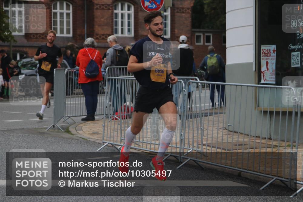 13.09.2026 - Kiel Lauf Markus Tischler http://msf.ph/oto/10305497 13.09.2026 10:23:40 Fleethörn 000, 1955, 8656, 90, 25, 09, 10, 30 meine-sportfotos.de