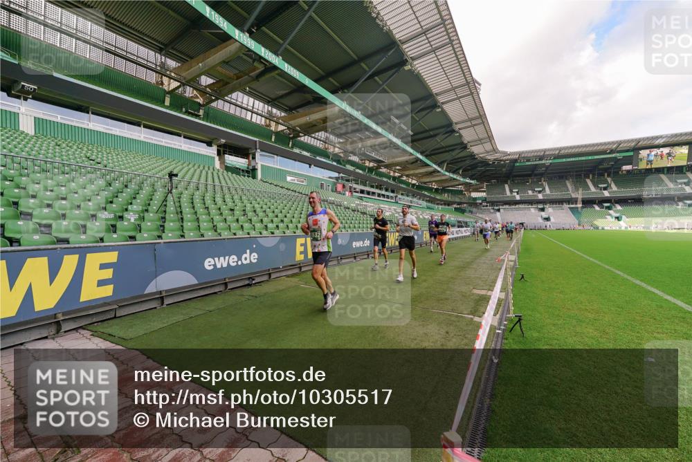 13.09.2026 - 21. swb-Marathon Bremen Michael Burmester http://msf.ph/oto/10305517 13.09.2026 12:56:19 Laufen im Stadion 205, 307, 388, 411, 431, 465, 495, 655, 769, 854, 857, 876, 913, 926, 948, 1058, 1130, 1197, 1390, 1537, 1599, 1601, 1645, 1750, 1972, 2001, 2040, 2122, 2125, 2234, 2251, 2260, 2319, 2383, 2473, 2493, 2535, 2604, 2634, 2640, 2671, 2761, 2812, 2948, 3057, 3078, 3119, 3175, 3192, 3202, 3246, 3290, 3346, 3348, 3411, 3450, 3458, 3508, 3514, 3634, 3706, 3716, 3760, 3813, 3836, 4135, 4137, 4171, 4413, 4455, 4479, 4733, 5277, 5430, 5530, 6106, 107, 2498 meine-sportfotos.de