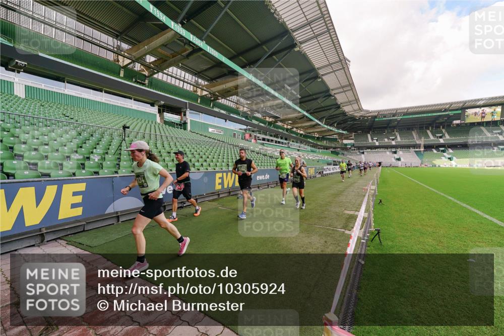 13.09.2026 - 21. swb-Marathon Bremen Michael Burmester http://msf.ph/oto/10305924 13.09.2026 12:57:25 Laufen im Stadion 141, 307, 334, 431, 511, 672, 769, 776, 789, 790, 857, 876, 909, 926, 948, 1010, 1119, 1130, 1191, 1199, 1254, 1535, 1601, 1647, 1750, 1752, 1809, 1881, 1900, 1933, 1972, 2001, 2040, 2046, 2051, 2075, 2324, 2371, 2397, 2402, 2423, 2473, 2493, 2535, 2634, 2640, 2671, 2761, 2812, 2903, 2904, 2948, 3051, 3078, 3119, 3138, 3182, 3186, 3202, 3290, 3319, 3338, 3348, 3411, 3450, 3458, 3514, 3534, 3634, 3655, 3685, 3690, 3695, 3760, 3813, 3866, 3939, 4101, 4171, 4316, 4319, 4455, 4479 meine-sportfotos.de