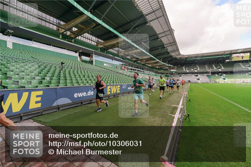 13.09.2026 - 21. swb-Marathon Bremen Michael Burmester http://msf.ph/oto/10306031 13.09.2026 12:57:43 Laufen im Stadion 141, 148, 334, 431, 511, 672, 769, 776, 789, 790, 857, 876, 909, 948, 1010, 1119, 1130, 1191, 1199, 1254, 1281, 1535, 1601, 1642, 1647, 1752, 1809, 1881, 1900, 1931, 1933, 1972, 2001, 2040, 2046, 2051, 2075, 2324, 2343, 2371, 2397, 2402, 2423, 2425, 2473, 2493, 2634, 2640, 2671, 2761, 2771, 2812, 2903, 2904, 3051, 3078, 3138, 3148, 3182, 3186, 3319, 3338, 3450, 3458, 3514, 3534, 3560, 3634, 3655, 3685, 3690, 3695, 3760, 3813, 3866, 3933, 3939, 4101, 4316, 4319 meine-sportfotos.de