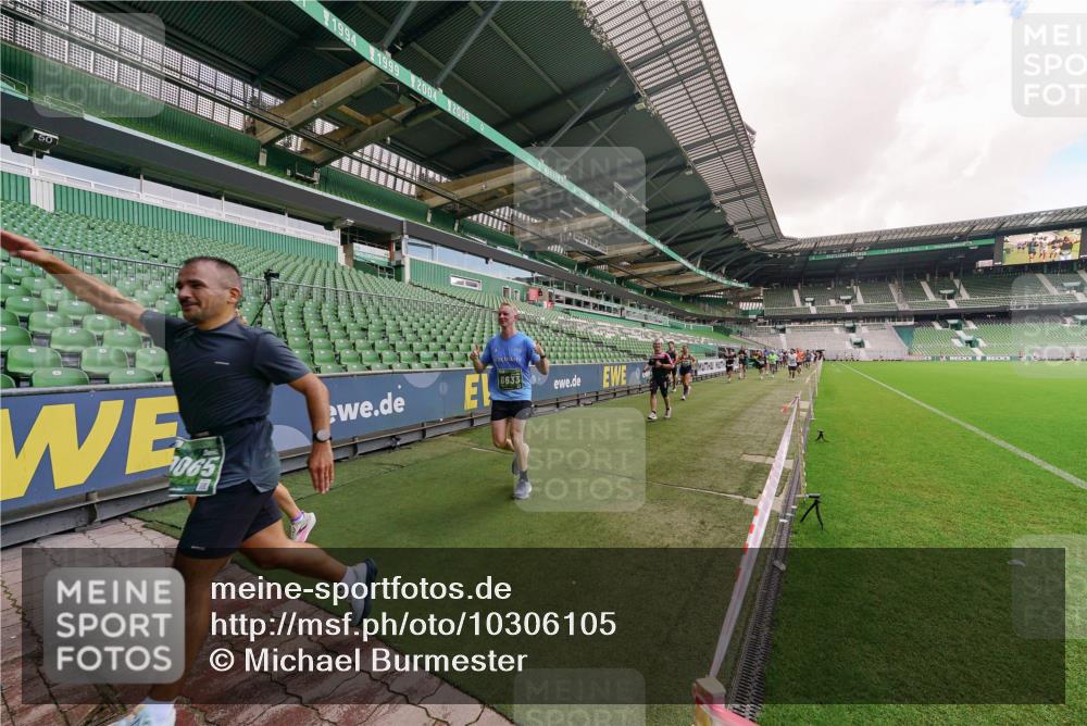 13.09.2026 - 21. swb-Marathon Bremen Michael Burmester http://msf.ph/oto/10306105 13.09.2026 12:57:59 Laufen im Stadion 141, 148, 334, 431, 511, 672, 769, 776, 789, 790, 857, 909, 1010, 1119, 1130, 1191, 1199, 1254, 1281, 1535, 1601, 1642, 1647, 1752, 1809, 1881, 1900, 1931, 1933, 2046, 2051, 2075, 2324, 2343, 2367, 2371, 2397, 2402, 2423, 2425, 2493, 2634, 2640, 2671, 2761, 2771, 2807, 2903, 2904, 3051, 3078, 3120, 3138, 3148, 3182, 3186, 3319, 3338, 3435, 3450, 3458, 3514, 3534, 3560, 3634, 3655, 3685, 3690, 3695, 3760, 3813, 3866, 3933, 3939, 4101, 4316, 4319, 205 meine-sportfotos.de