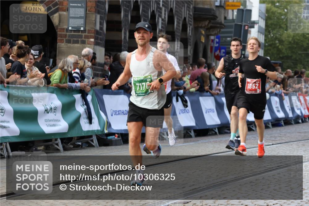 13.09.2026 - 21. swb-Marathon Bremen Strokosch-Dieckow http://msf.ph/oto/10306325 13.09.2026 13:00:04 Ziel 126, 277, 466, 807, 862, 1320, 1485, 1852, 4964, 5316, 5828, 6557, 8850, 671, 912, 1571, 1758, 7015, 7170, 8689 meine-sportfotos.de