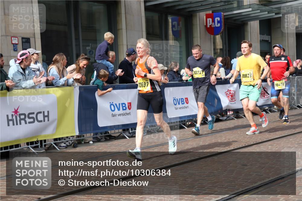 13.09.2026 - 21. swb-Marathon Bremen Strokosch-Dieckow http://msf.ph/oto/10306384 13.09.2026 10:53:33 Ziel 10141, 10174, 10227, 10255, 10478, 10579, 10684, 10685, 10708, 10822, 10838, 10905, 10947, 11010, 11206, 11489, 11502, 11596, 11950, 12075, 12244, 12331, 12341, 12356, 12405, 12435, 12492, 12515, 13531, 13597, 10222, 10448, 10479, 10585, 10626, 10757, 10780, 10821, 10845, 10886, 11168, 11242, 11379, 11446, 11590, 11800, 12040, 12056, 12119, 12275, 12308, 12461 meine-sportfotos.de