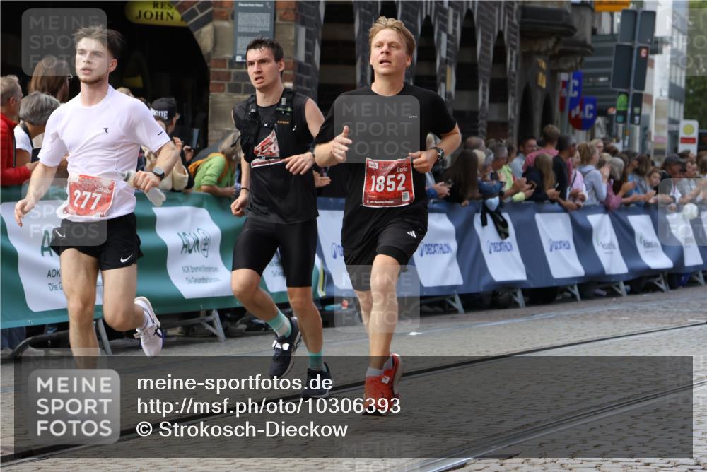 13.09.2026 - 21. swb-Marathon Bremen Strokosch-Dieckow http://msf.ph/oto/10306393 13.09.2026 13:00:05 Ziel 126, 277, 466, 807, 862, 1320, 1485, 1852, 4964, 5316, 5828, 6557, 8850, 671, 912, 1571, 7015, 8689 meine-sportfotos.de