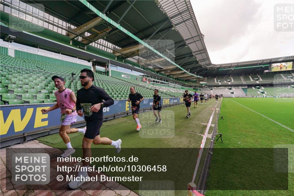 13.09.2026 - 21. swb-Marathon Bremen Michael Burmester http://msf.ph/oto/10306458 13.09.2026 12:59:00 Laufen im Stadion 141, 148, 191, 226, 232, 334, 511, 672, 745, 789, 790, 909, 972, 1080, 1119, 1166, 1191, 1199, 1281, 1516, 1535, 1642, 1647, 1752, 1881, 1931, 1933, 2046, 2210, 2289, 2343, 2367, 2371, 2397, 2423, 2425, 2481, 2570, 2577, 2771, 2806, 2807, 2827, 2885, 2899, 2903, 2953, 2961, 2979, 3015, 3021, 3098, 3120, 3124, 3138, 3148, 3182, 3186, 3190, 3233, 3319, 3338, 3435, 3516, 3531, 3534, 3560, 3652, 3655, 3695, 3933, 3934, 205 meine-sportfotos.de