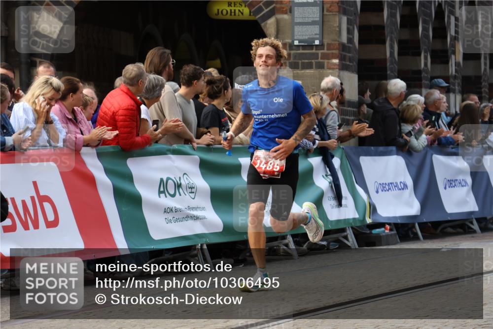13.09.2026 - 21. swb-Marathon Bremen Strokosch-Dieckow http://msf.ph/oto/10306495 13.09.2026 13:00:13 Ziel 603, 735, 807, 1320, 1485, 6557, 8850, 9153, 671, 2683, 5776, 7015 meine-sportfotos.de