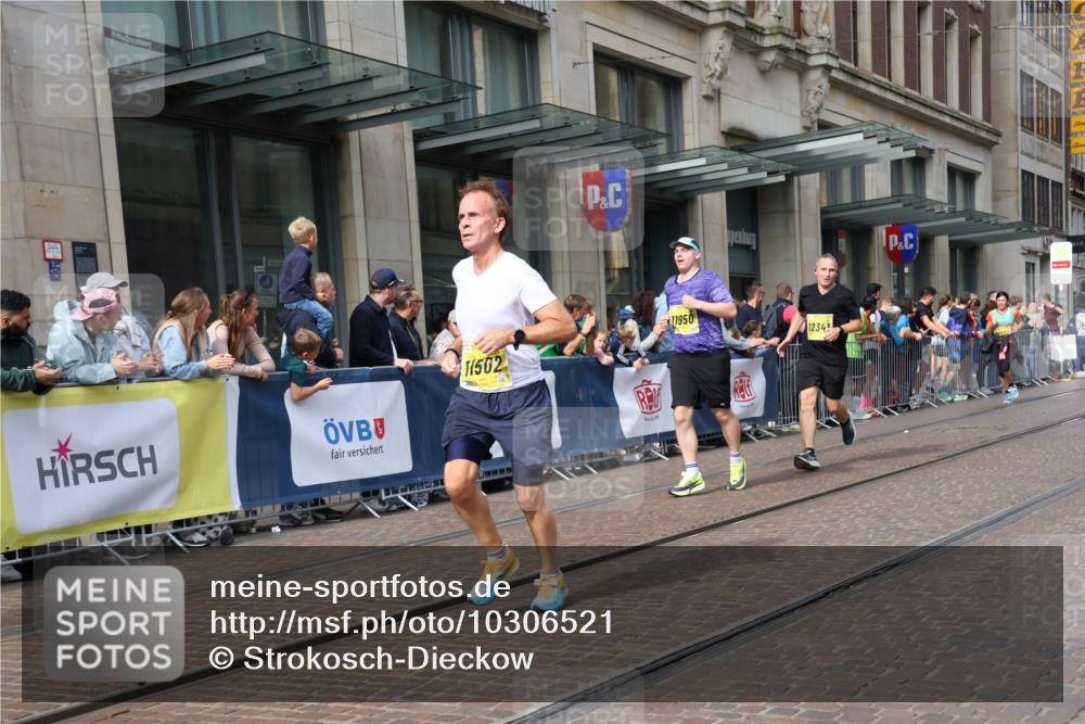13.09.2026 - 21. swb-Marathon Bremen Strokosch-Dieckow http://msf.ph/oto/10306521 13.09.2026 10:53:37 Ziel 10174, 10255, 10478, 10579, 10684, 10685, 10708, 10822, 10905, 10947, 11010, 11206, 11290, 11489, 11596, 11950, 12075, 12244, 12331, 12341, 12356, 12405, 12435, 12492, 12515, 13531, 13597, 10141, 10222, 10227, 10448, 10478, 10479, 10626, 10757, 10780, 10821, 10838, 10845, 10886, 11168, 11242, 11379, 11446, 11502, 11590, 11800, 12040, 12056, 12119, 12275, 12308, 12341, 13597 meine-sportfotos.de