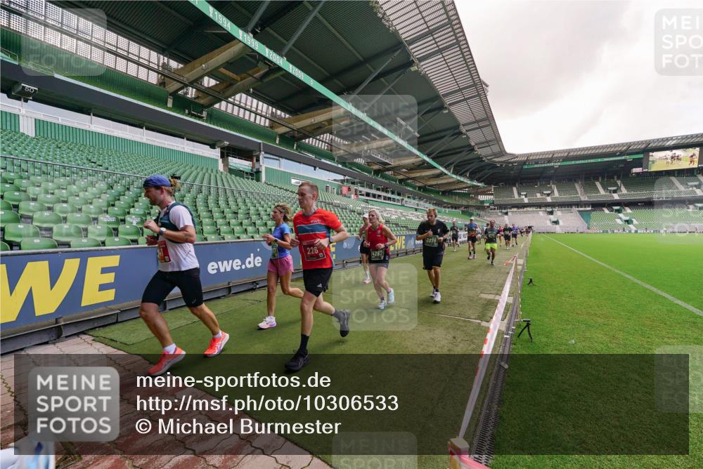 13.09.2026 - 21. swb-Marathon Bremen Michael Burmester http://msf.ph/oto/10306533 13.09.2026 12:59:15 Laufen im Stadion 141, 148, 191, 226, 232, 260, 342, 511, 672, 745, 789, 790, 972, 1080, 1119, 1166, 1191, 1199, 1209, 1281, 1493, 1494, 1516, 1642, 1647, 1931, 1933, 2046, 2088, 2210, 2289, 2343, 2367, 2397, 2425, 2481, 2517, 2570, 2577, 2771, 2806, 2807, 2827, 2885, 2899, 2914, 2953, 2961, 2979, 3015, 3021, 3098, 3120, 3124, 3138, 3148, 3186, 3190, 3233, 3273, 3319, 3338, 3435, 3516, 3531, 3534, 3560, 3652, 3655, 3695, 3861, 3930, 3933, 3934, 205 meine-sportfotos.de