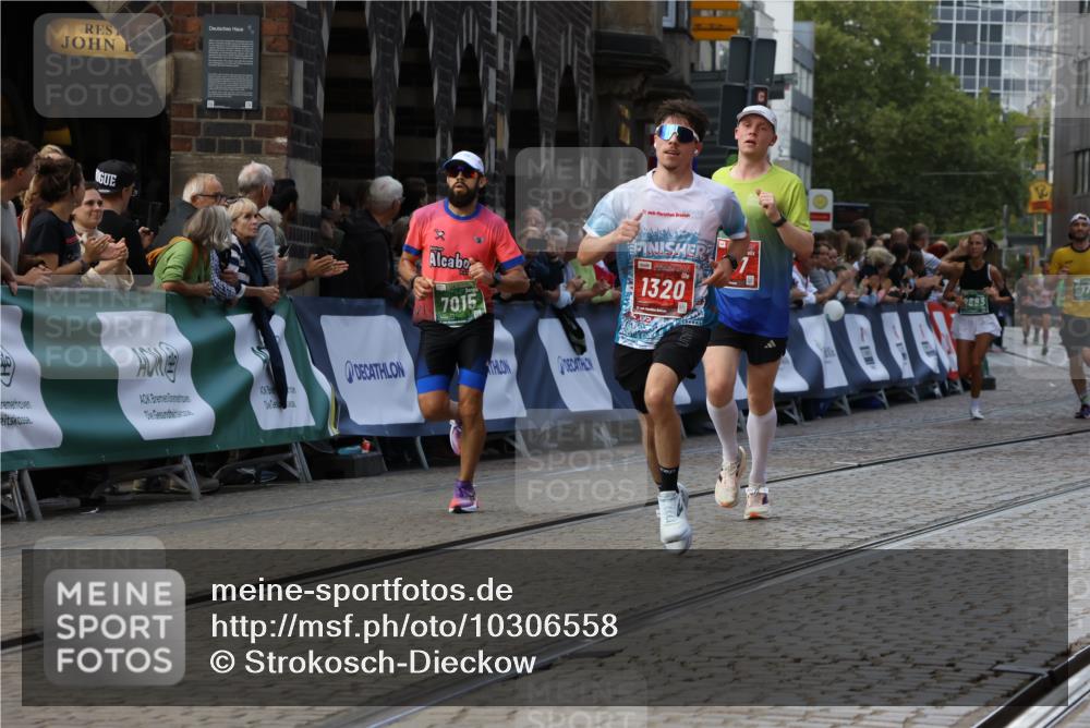 13.09.2026 - 21. swb-Marathon Bremen Strokosch-Dieckow http://msf.ph/oto/10306558 13.09.2026 13:00:15 Ziel 603, 735, 807, 1320, 1485, 1911, 1930, 8850, 9153, 1550, 1754, 2683, 5776, 7015 meine-sportfotos.de