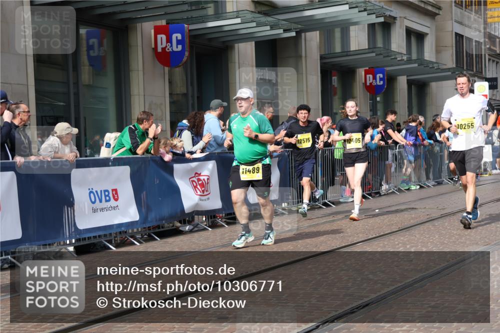13.09.2026 - 21. swb-Marathon Bremen Strokosch-Dieckow http://msf.ph/oto/10306771 13.09.2026 10:53:43 Ziel 10255, 10579, 10684, 10685, 10708, 10822, 10947, 10996, 11010, 11206, 11290, 11329, 11361, 11489, 11596, 11765, 11998, 12075, 12244, 12356, 12405, 12435, 12492, 12515, 13531, 10141, 10174, 10222, 10227, 10478, 10479, 10626, 10684, 10821, 10838, 10845, 10886, 10905, 11168, 11242, 11379, 11446, 11502, 11590, 11800, 11950, 12056, 12119, 12308, 12331, 12341, 13597 meine-sportfotos.de