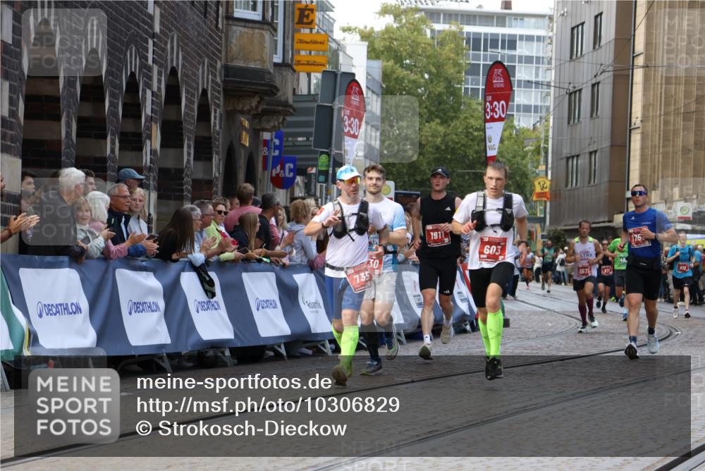 13.09.2026 - 21. swb-Marathon Bremen Strokosch-Dieckow http://msf.ph/oto/10306829 13.09.2026 13:00:25 Ziel 603, 735, 912, 1571, 1758, 1911, 1930, 7170, 8689, 9153, 453, 1136, 1550, 1754, 2141, 4904 meine-sportfotos.de