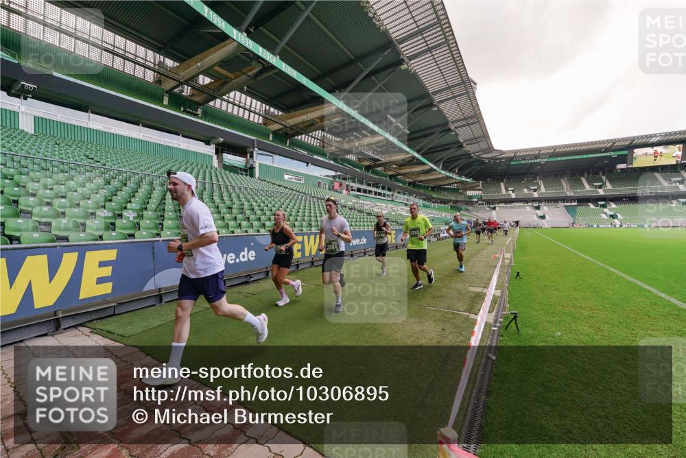 13.09.2026 - 21. swb-Marathon Bremen Michael Burmester http://msf.ph/oto/10306895 13.09.2026 13:00:12 Laufen im Stadion 135, 191, 226, 232, 242, 260, 342, 651, 687, 745, 972, 1080, 1166, 1209, 1368, 1493, 1494, 1516, 1650, 1861, 1935, 1963, 2088, 2210, 2289, 2293, 2306, 2322, 2409, 2427, 2481, 2485, 2490, 2517, 2560, 2570, 2577, 2658, 2686, 2700, 2708, 2781, 2806, 2827, 2885, 2899, 2906, 2914, 2953, 2961, 2967, 2979, 3015, 3021, 3076, 3098, 3105, 3124, 3145, 3168, 3173, 3190, 3233, 3273, 3354, 3385, 3480, 3516, 3524, 3531, 3642, 3652, 3729, 3774, 3855, 3856, 3861, 3930, 3934 meine-sportfotos.de