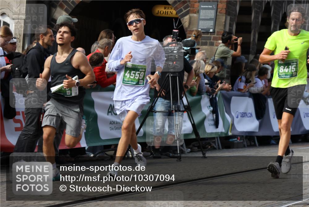 13.09.2026 - 21. swb-Marathon Bremen Strokosch-Dieckow http://msf.ph/oto/10307094 13.09.2026 13:24:16 Ziel 102, 342, 2210, 2288, 2370, 2517, 2967, 3044, 4601, 4671, 5011, 5104, 5116, 5146, 5231, 5397, 5623, 6332, 6648, 6772, 7094, 7105, 7216, 7357, 7475, 7761, 8051, 8052, 8179, 10059, 10115, 13007, 13197, 13219, 1250, 2295, 3994, 4000, 4559, 5572, 5668, 5669, 5929, 5953, 6080, 7156, 7568, 8310, 8415, 8784, 9264, 9573, 9676 meine-sportfotos.de