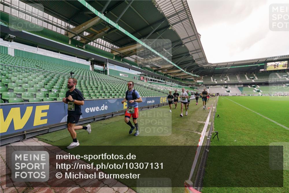 13.09.2026 - 21. swb-Marathon Bremen Michael Burmester http://msf.ph/oto/10307131 13.09.2026 13:00:48 Laufen im Stadion 135, 232, 242, 260, 282, 318, 342, 440, 651, 687, 745, 930, 1067, 1080, 1166, 1209, 1368, 1448, 1493, 1494, 1582, 1650, 1861, 1896, 1935, 1963, 2088, 2289, 2293, 2306, 2322, 2370, 2409, 2427, 2481, 2485, 2490, 2491, 2517, 2560, 2561, 2570, 2627, 2658, 2686, 2700, 2708, 2781, 2806, 2899, 2906, 2914, 2953, 2961, 2967, 3015, 3076, 3105, 3124, 3145, 3168, 3173, 3273, 3354, 3372, 3374, 3375, 3385, 3480, 3524, 3526, 3642, 3652, 3729, 3774, 3855, 3856, 3861, 3930 meine-sportfotos.de