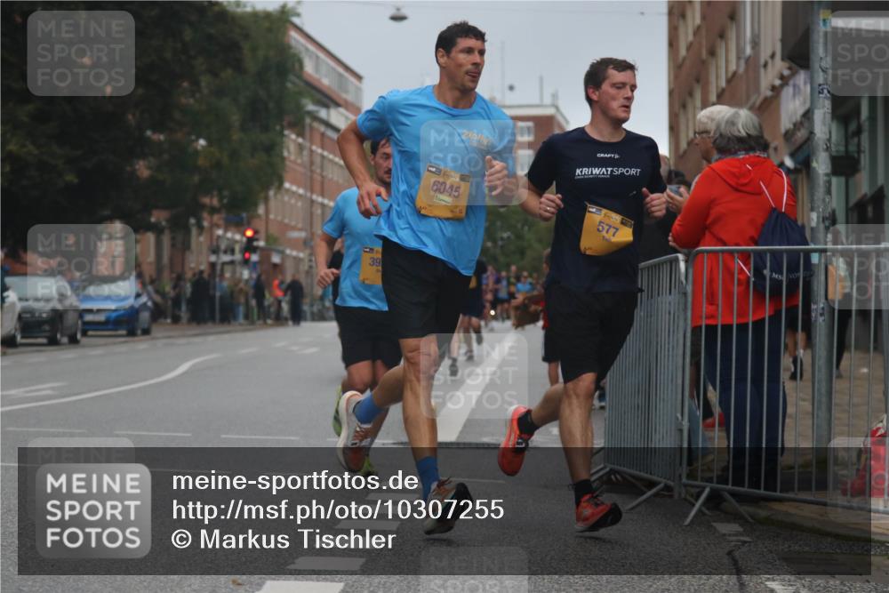 13.09.2026 - Kiel Lauf Markus Tischler http://msf.ph/oto/10307255 13.09.2026 10:30:19 Fleethörn 39, 39, 6045, 38, 577 meine-sportfotos.de