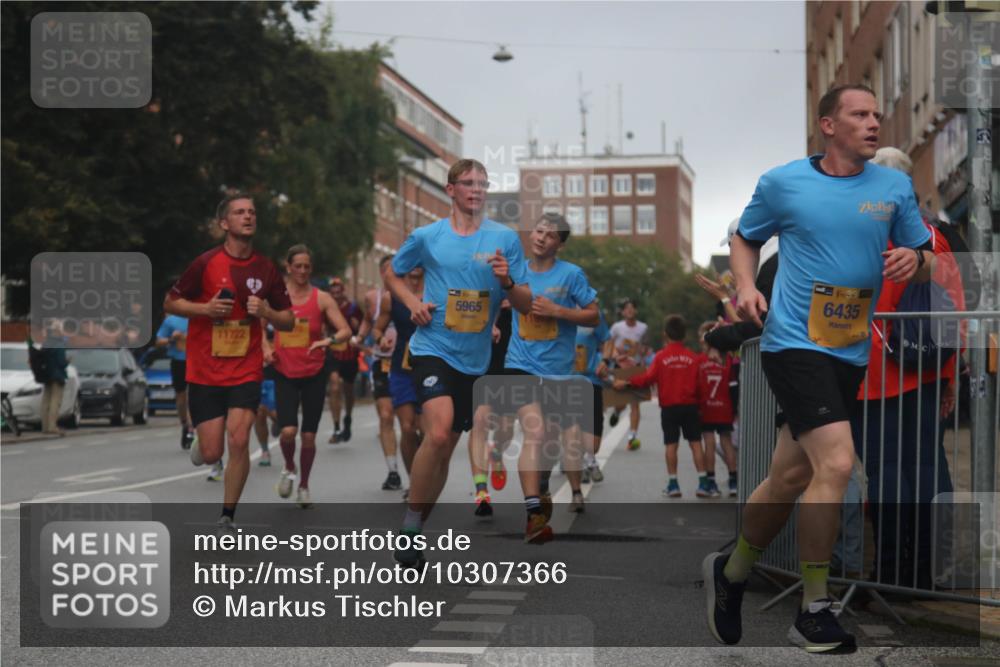13.09.2026 - Kiel Lauf Markus Tischler http://msf.ph/oto/10307366 13.09.2026 10:30:36 Fleethörn 11722, 5965, 7, 39, 6435 meine-sportfotos.de