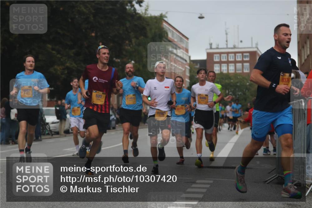 13.09.2026 - Kiel Lauf Markus Tischler http://msf.ph/oto/10307420 13.09.2026 10:30:42 Fleethörn 10087, 520, 11451, 8878, 11927, 5, 8489, 39, 8376 meine-sportfotos.de