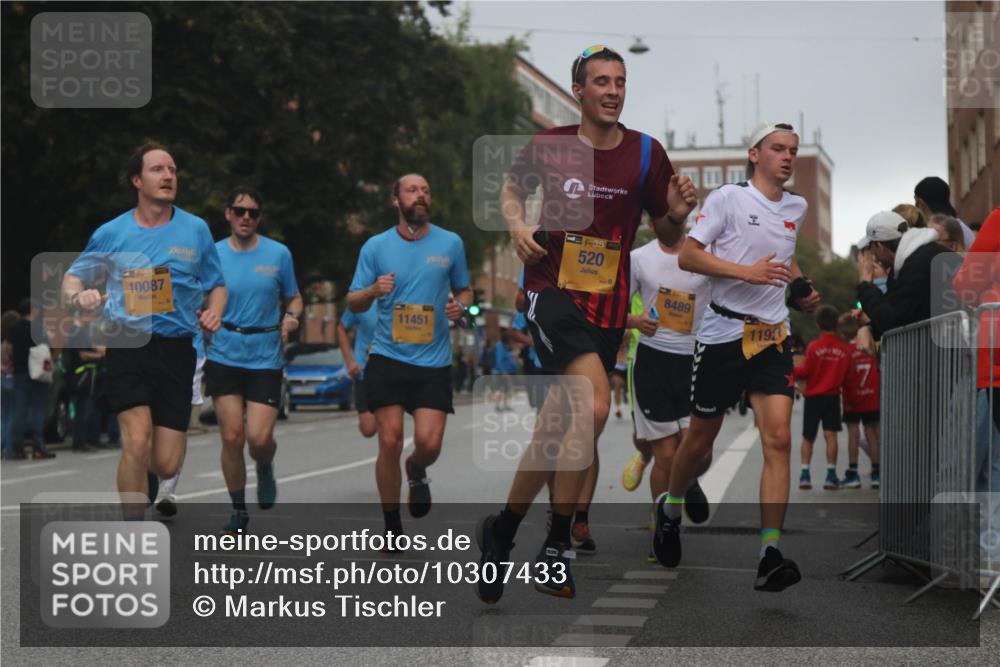 13.09.2026 - Kiel Lauf Markus Tischler http://msf.ph/oto/10307433 13.09.2026 10:30:43 Fleethörn 10087, 11451, 520, 8489, 1191 meine-sportfotos.de