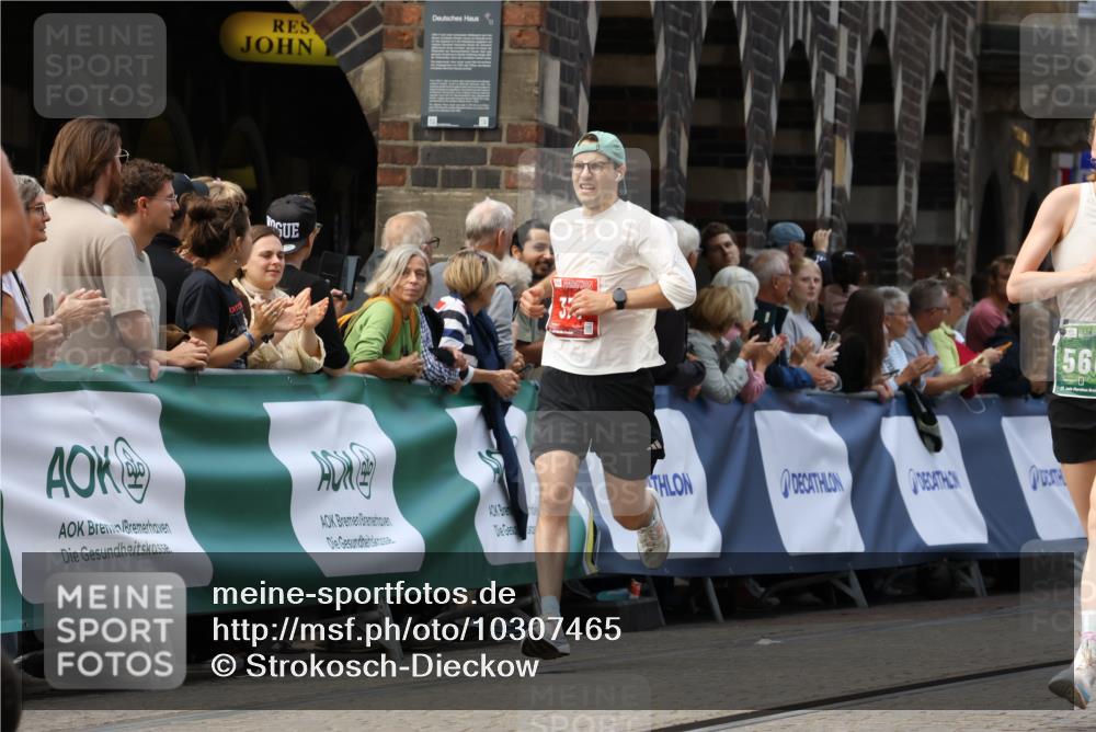 13.09.2026 - 21. swb-Marathon Bremen Strokosch-Dieckow http://msf.ph/oto/10307465 13.09.2026 13:01:06 Ziel 371, 453, 2141, 4904, 8749, 9849, 1411, 1619, 3019, 4328, 5663 meine-sportfotos.de