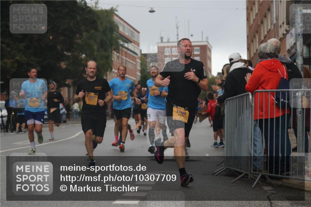 13.09.2026 - Kiel Lauf Markus Tischler http://msf.ph/oto/10307709 13.09.2026 10:31:33 Fleethörn 12339, 12277, 10449, 21, 7709 meine-sportfotos.de