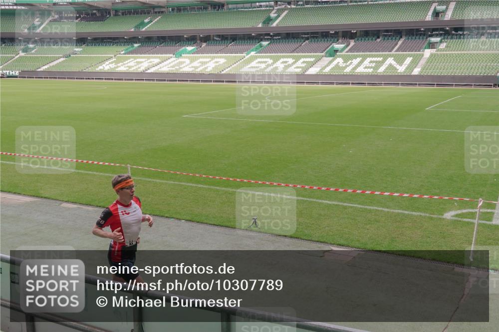 13.09.2026 - 21. swb-Marathon Bremen Michael Burmester http://msf.ph/oto/10307789 13.09.2026 12:38:02 Laufen im Stadion 277, 346, 466, 658, 895, 901, 1090, 1118, 1320, 1323, 1385, 1485, 1583, 1604, 1754, 1911, 2073, 2141, 2352, 2585, 2670, 3080, 3606, 3617, 5160, 6112, 7244, 7650, 8077, 8081, 8729, 9399, 9522, 9617, 250, 272, 299, 525, 919, 1089, 1212, 2072, 5428 meine-sportfotos.de