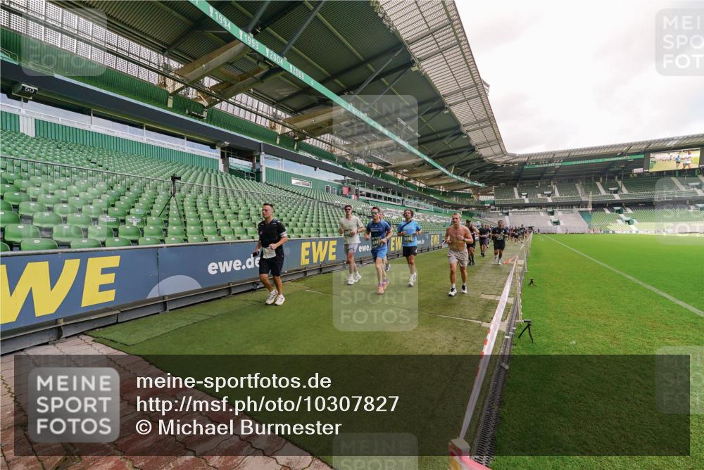 13.09.2026 - 21. swb-Marathon Bremen Michael Burmester http://msf.ph/oto/10307827 13.09.2026 13:02:45 Laufen im Stadion 150, 282, 531, 596, 722, 762, 930, 936, 940, 946, 1006, 1014, 1067, 1163, 1250, 1436, 1458, 1460, 1611, 1896, 2033, 2047, 2062, 2276, 2292, 2345, 2364, 2378, 2421, 2434, 2513, 2625, 2638, 2666, 2668, 2779, 2900, 2934, 2987, 3013, 3044, 3114, 3135, 3163, 3164, 3187, 3248, 3258, 3294, 3334, 3360, 3374, 3392, 3402, 3460, 3496, 3510, 3527, 3576, 3585, 3597, 3603, 3667, 3721, 3806, 3846, 3852, 3859, 3893, 3938, 3970, 3983, 4000, 4077, 4133, 4506, 4558 meine-sportfotos.de