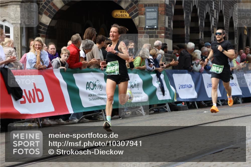 13.09.2026 - 21. swb-Marathon Bremen Strokosch-Dieckow http://msf.ph/oto/10307941 13.09.2026 13:01:36 Ziel 1411, 1619, 3019, 4328, 5663, 5996, 1614, 4696, 7950, 9137, 13168 meine-sportfotos.de