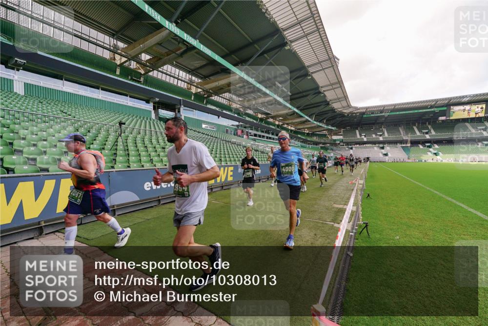 13.09.2026 - 21. swb-Marathon Bremen Michael Burmester http://msf.ph/oto/10308013 13.09.2026 13:03:04 Laufen im Stadion 150, 210, 488, 531, 596, 722, 725, 762, 881, 936, 940, 946, 1006, 1014, 1163, 1250, 1436, 1458, 1460, 1611, 1649, 1771, 2033, 2047, 2062, 2223, 2276, 2292, 2345, 2364, 2378, 2421, 2434, 2513, 2625, 2638, 2666, 2668, 2779, 2900, 2934, 2977, 2987, 3013, 3044, 3114, 3135, 3163, 3164, 3187, 3248, 3258, 3294, 3334, 3360, 3392, 3402, 3460, 3496, 3510, 3527, 3576, 3579, 3585, 3597, 3603, 3618, 3667, 3721, 3806, 3846, 3852, 3859, 3893, 3938, 3970, 3983, 4000, 4077, 4133, 4506, 4558 meine-sportfotos.de