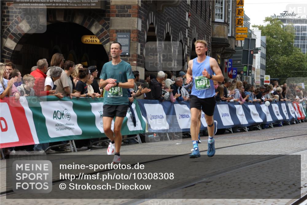 13.09.2026 - 21. swb-Marathon Bremen Strokosch-Dieckow http://msf.ph/oto/10308308 13.09.2026 13:01:53 Ziel 4118, 5369, 5996, 7950, 9137, 13063, 13168, 1667, 4739, 5601, 9233 meine-sportfotos.de