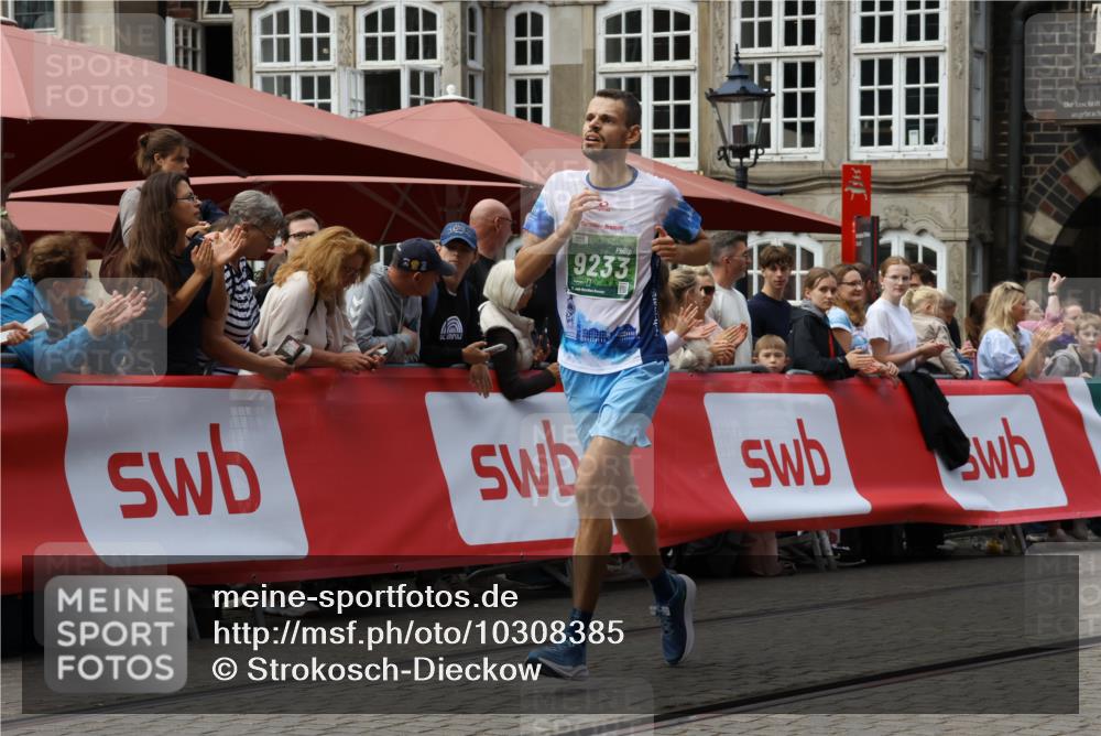 13.09.2026 - 21. swb-Marathon Bremen Strokosch-Dieckow http://msf.ph/oto/10308385 13.09.2026 13:01:56 Ziel 1614, 4118, 5369, 5996, 7950, 9137, 13063, 13168, 1667 meine-sportfotos.de
