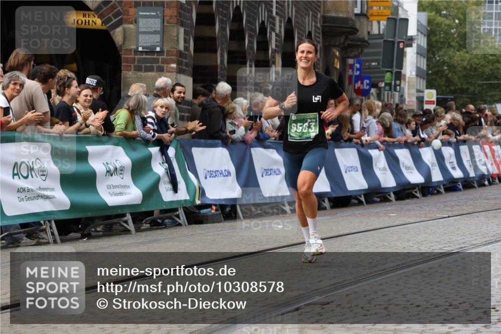 13.09.2026 - 21. swb-Marathon Bremen Strokosch-Dieckow http://msf.ph/oto/10308578 13.09.2026 13:02:14 Ziel 1614, 4696, 4739, 5601, 9233, 9583 meine-sportfotos.de