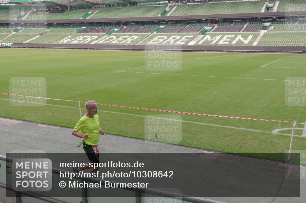 13.09.2026 - 21. swb-Marathon Bremen Michael Burmester http://msf.ph/oto/10308642 13.09.2026 12:40:48 Laufen im Stadion 126, 371, 453, 603, 640, 650, 671, 735, 744, 807, 862, 912, 957, 1136, 1336, 1379, 1381, 1411, 1508, 1540, 1571, 1614, 1797, 1852, 1860, 1901, 1930, 1950, 2099, 2986, 3744, 4381, 4399, 4795, 4936, 6198, 6201, 6630, 7118, 7671, 8065, 9065, 9329, 9630, 10034, 13080, 13224, 346, 365, 466, 658, 895, 1090, 1118, 1288, 1385, 1485, 1583, 1604, 1754, 2073, 2585, 2670, 3617, 7244, 7650, 7768, 8075, 8729 meine-sportfotos.de