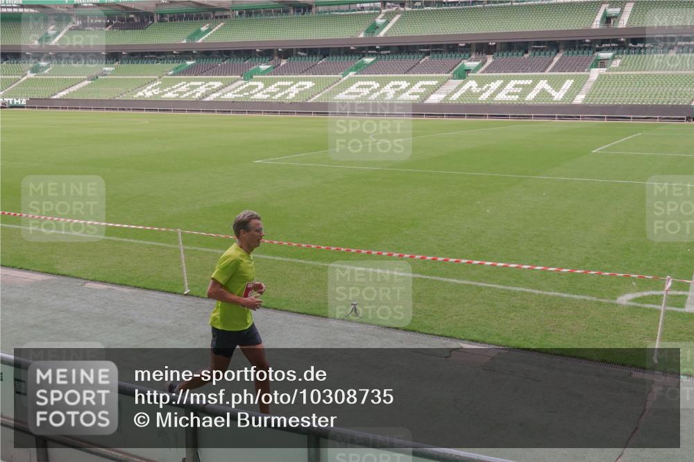 13.09.2026 - 21. swb-Marathon Bremen Michael Burmester http://msf.ph/oto/10308735 13.09.2026 12:41:00 Laufen im Stadion 126, 371, 453, 603, 640, 650, 671, 735, 744, 862, 912, 957, 1136, 1336, 1379, 1381, 1411, 1508, 1540, 1571, 1614, 1797, 1822, 1860, 1901, 1930, 1950, 2986, 3624, 4381, 4399, 4795, 4936, 6198, 6201, 6264, 6630, 7118, 7671, 8065, 9065, 9329, 9630, 10034, 13080, 13224, 346, 466, 658, 895, 1090, 1118, 1385, 1485, 1583, 1604, 1754, 2073, 2141, 2352, 2585, 2670, 3080, 3606, 3617, 6112, 7244, 7650, 7768, 8729 meine-sportfotos.de