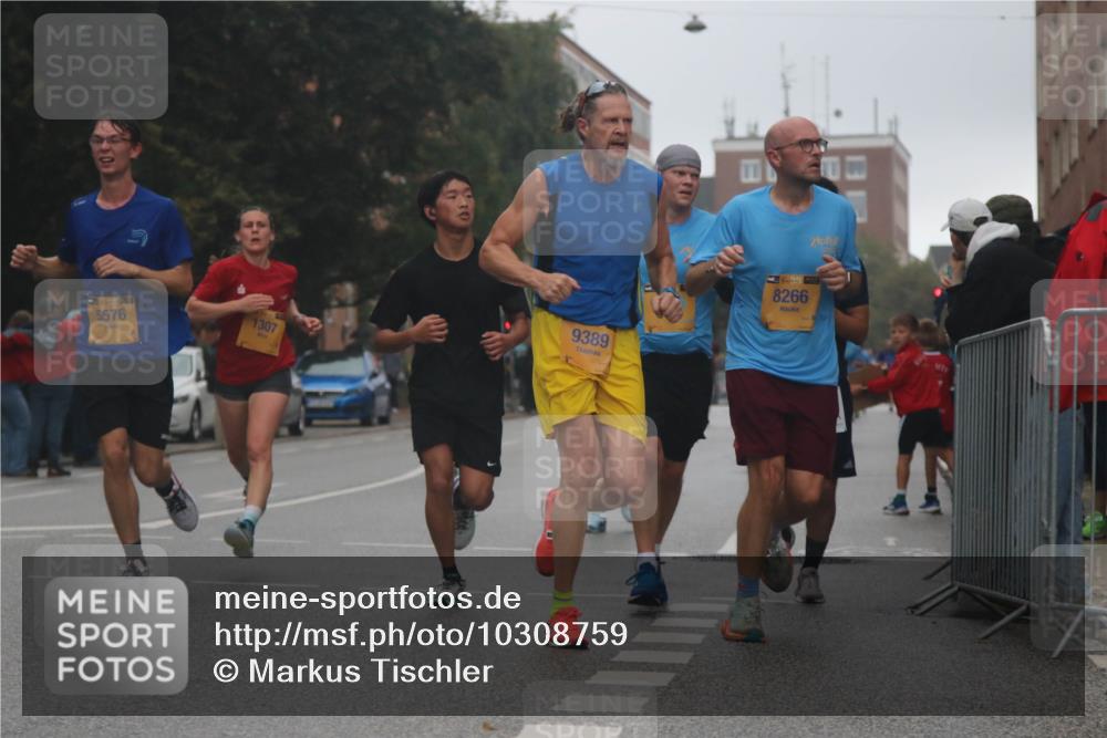 13.09.2026 - Kiel Lauf Markus Tischler http://msf.ph/oto/10308759 13.09.2026 10:33:05 Fleethörn 5576, 1307, 9389, 1, 38, 8266 meine-sportfotos.de