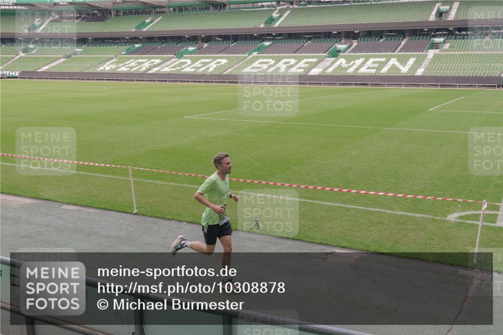 13.09.2026 - 21. swb-Marathon Bremen Michael Burmester http://msf.ph/oto/10308878 13.09.2026 12:41:39 Laufen im Stadion 126, 371, 603, 640, 650, 671, 735, 744, 862, 912, 957, 1136, 1336, 1381, 1411, 1571, 1614, 1619, 1667, 1797, 1822, 1850, 1860, 1862, 1901, 1930, 1950, 2094, 2986, 3368, 3624, 4381, 4399, 4795, 4936, 5672, 6198, 6201, 6264, 6929, 6991, 7141, 7671, 8065, 8383, 8394, 9065, 9329, 13224, 277, 346, 466, 658, 895, 901, 1090, 1118, 1248, 1320, 1323, 1385, 1472, 1576, 1587, 1604, 1717, 1751, 1754, 1911, 2141, 2352, 2585, 2670, 3080, 3606, 5160, 5163, 6112, 7650, 8729 meine-sportfotos.de