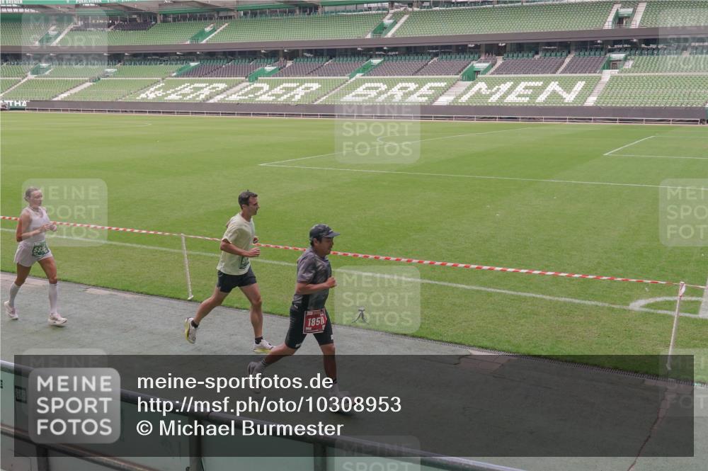 13.09.2026 - 21. swb-Marathon Bremen Michael Burmester http://msf.ph/oto/10308953 13.09.2026 12:41:51 Laufen im Stadion 126, 371, 603, 640, 650, 671, 735, 744, 912, 957, 1009, 1136, 1336, 1381, 1411, 1571, 1614, 1619, 1667, 1797, 1822, 1850, 1860, 1862, 1930, 2094, 2207, 2986, 3368, 3624, 4399, 4795, 4936, 5672, 5828, 6198, 6201, 6264, 6929, 6991, 7141, 8065, 8311, 8383, 8394, 9065, 9120, 9329, 13224, 277, 346, 466, 658, 895, 901, 1090, 1118, 1248, 1320, 1323, 1472, 1576, 1587, 1604, 1717, 1751, 1754, 1911, 2141, 2352, 2585, 2670, 3080, 3606, 5160, 5163, 5912, 6112, 7650 meine-sportfotos.de