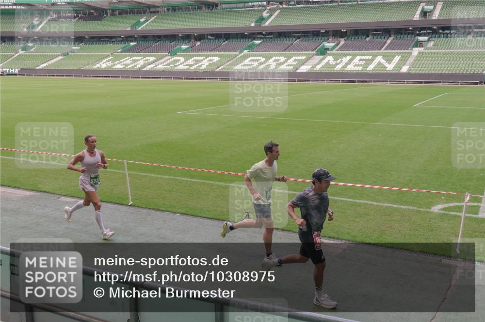 13.09.2026 - 21. swb-Marathon Bremen Michael Burmester http://msf.ph/oto/10308975 13.09.2026 12:41:52 Laufen im Stadion 126, 371, 603, 640, 650, 671, 735, 744, 912, 957, 1009, 1136, 1336, 1381, 1411, 1571, 1614, 1619, 1667, 1797, 1822, 1850, 1860, 1862, 1930, 2094, 2207, 2986, 3368, 3624, 4399, 4795, 4936, 5672, 5828, 6198, 6201, 6264, 6929, 6991, 7141, 8065, 8311, 8383, 8394, 9065, 9120, 9329, 13224, 277, 346, 466, 658, 895, 901, 1090, 1118, 1248, 1320, 1323, 1472, 1576, 1587, 1604, 1717, 1751, 1754, 1911, 2141, 2352, 2585, 2670, 3080, 3606, 5160, 5163, 5912, 6112, 7650 meine-sportfotos.de