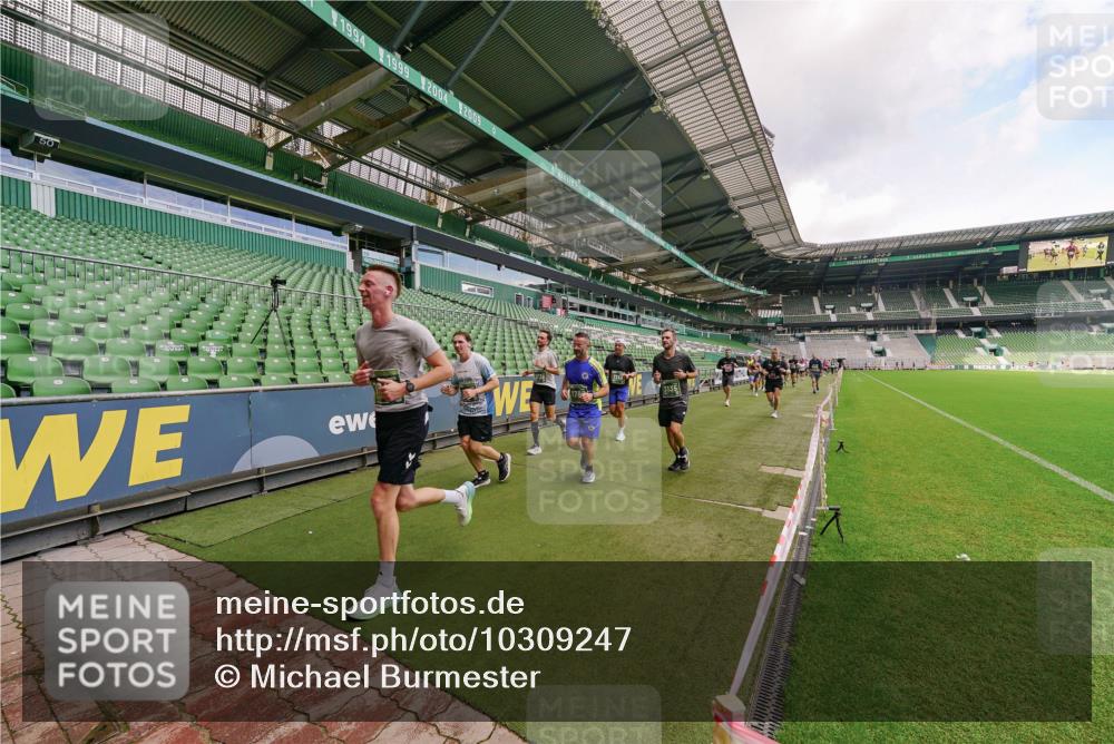 13.09.2026 - 21. swb-Marathon Bremen Michael Burmester http://msf.ph/oto/10309247 13.09.2026 13:05:36 Laufen im Stadion 109, 178, 217, 244, 287, 323, 394, 430, 454, 534, 536, 565, 578, 613, 647, 784, 891, 900, 1073, 1239, 1243, 1274, 1307, 1308, 1365, 1373, 1380, 1456, 1533, 1574, 1581, 1627, 1656, 1687, 1780, 1909, 1914, 1932, 1941, 2023, 2076, 2089, 2126, 2241, 2244, 2265, 2301, 2310, 2355, 2369, 2393, 2430, 2452, 2464, 2602, 2723, 2742, 2764, 2867, 2872, 2910, 2919, 2957, 2959, 2985, 3028, 3030, 3055, 3217, 3278, 3320, 3343, 3419, 3425, 3444, 3485, 3521, 3796, 3909 meine-sportfotos.de