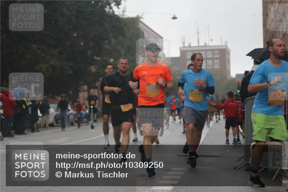 13.09.2026 - Kiel Lauf Markus Tischler http://msf.ph/oto/10309250 13.09.2026 10:33:57 Fleethörn 215, 8079, 10835, 1, 38, 8973 meine-sportfotos.de