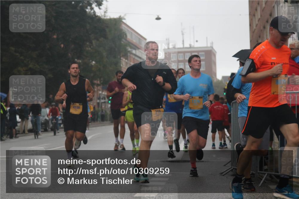 13.09.2026 - Kiel Lauf Markus Tischler http://msf.ph/oto/10309259 13.09.2026 10:33:58 Fleethörn 4538, 215, 8079 meine-sportfotos.de