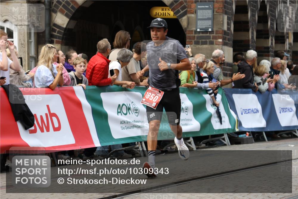 13.09.2026 - 21. swb-Marathon Bremen Strokosch-Dieckow http://msf.ph/oto/10309343 13.09.2026 13:03:09 Ziel 1381, 1795, 1850, 1862, 6918, 7265, 8319, 8325, 8331, 13237, 7206, 7478, 8028 meine-sportfotos.de