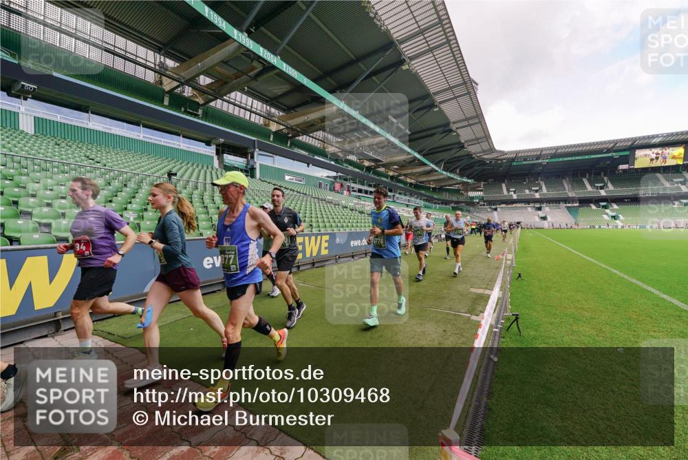 13.09.2026 - 21. swb-Marathon Bremen Michael Burmester http://msf.ph/oto/10309468 13.09.2026 13:05:58 Laufen im Stadion 109, 178, 217, 244, 287, 303, 310, 323, 372, 394, 430, 454, 536, 578, 613, 647, 784, 831, 891, 900, 1073, 1083, 1205, 1239, 1243, 1274, 1307, 1308, 1365, 1380, 1437, 1456, 1533, 1545, 1574, 1581, 1627, 1656, 1687, 1780, 1823, 1848, 1909, 1914, 1932, 1941, 2023, 2076, 2089, 2126, 2241, 2244, 2265, 2275, 2301, 2310, 2355, 2356, 2393, 2430, 2452, 2464, 2602, 2707, 2723, 2742, 2764, 2867, 2902, 2910, 2919, 2957, 2959, 2985, 3030, 3055, 3278, 3320, 3343, 3444, 3485 meine-sportfotos.de